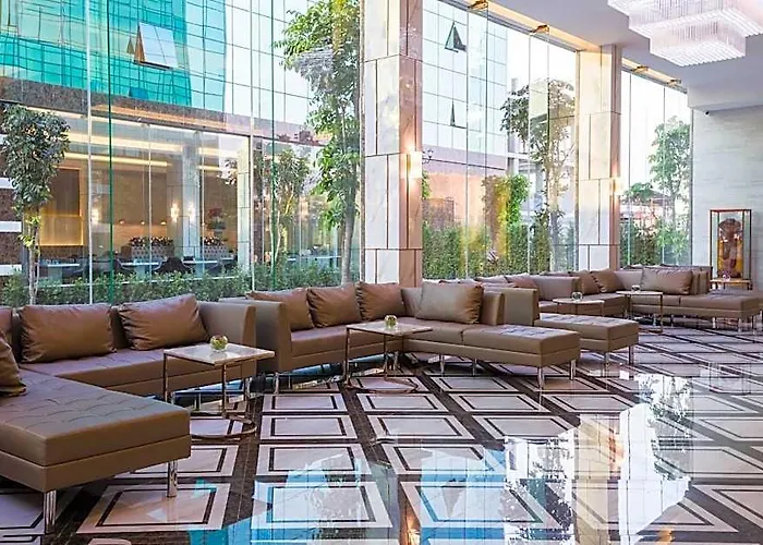 Elegant Airport ホテル 5*